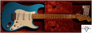 Fender Custom Shop 1956 Duo Tone Stratocaster Taos Turquoise - Relic  CZ522098 010