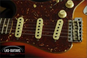 Fender CS Relic Strat1963 3 TS 002