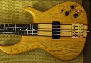 Aria Pro Bass011
