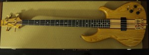 Aria Pro Bass012