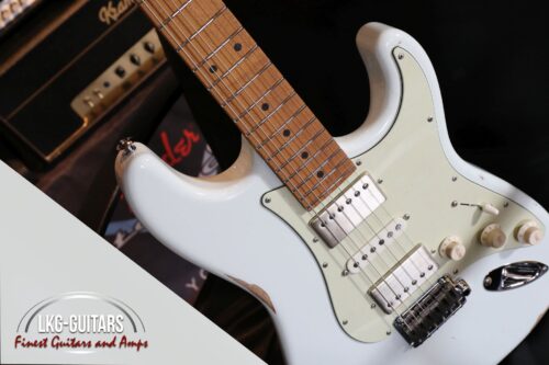 Suhr IAN THORNLEY SIGNATURE CLASSIC S ANTIQUE – Sonic White – incl. Case
