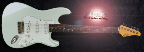 Suhr Classic S Antique – Olympic White – Rosewood FB – SSS-incl. Luxus Gigbag