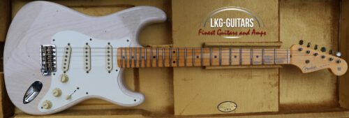 Fender Customshop 1956 Stratocaster® Journeyman Relic®, Maple Neck, Aged White Blonde